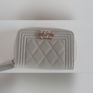 CHANEL Quilted Card Holder *authentic*